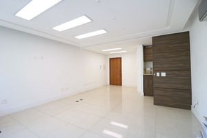 Image 1 - 847705