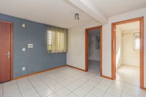 Image 3 - 847744