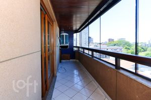 Image 8 - 847754