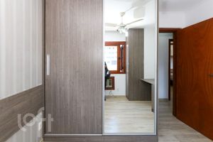 Image 30 - 847754