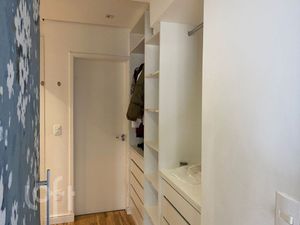 Image 8 - 847762