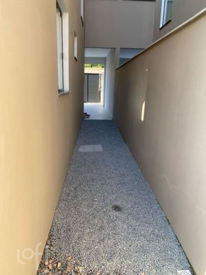 Image 19 - 847786