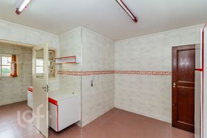 Image 37 - 847813