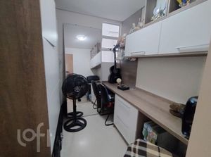 Image 21 - 847819