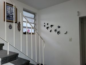 Image 8 - 847828