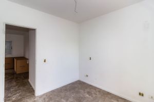 Image 24 - 847840