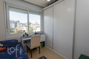 Image 16 - 847843