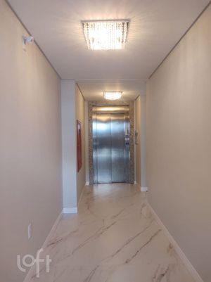 Image 1 - 847855