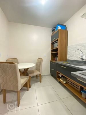 Image 4 - 847876