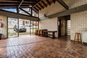 Image 5 - 847903