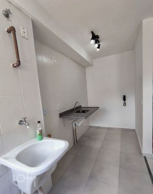 Image 4 - 847922