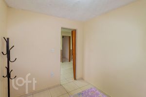 Image 3 - 847945