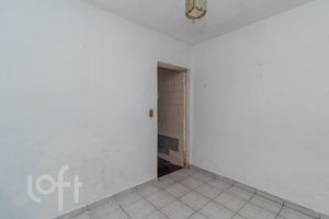 Image 6 - 847991