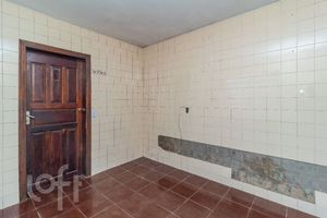 Image 9 - 847991