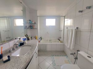 Image 13 - 848031
