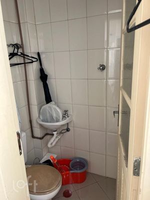 Image 11 - 848039