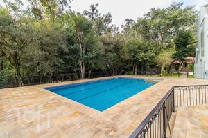 Image 31 - 848048
