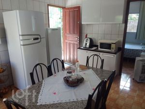 Image 4 - 848073