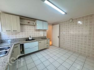 Image 12 - 848074
