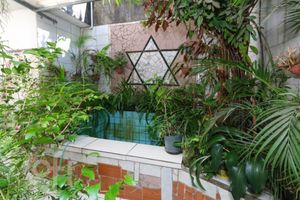Image 18 - 848077