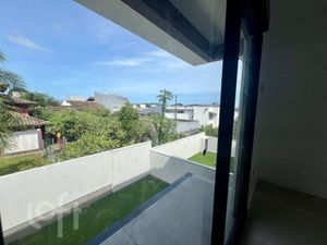 Image 32 - 848135