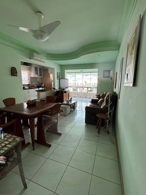 Image 0 - 848163