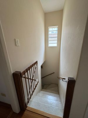 Image 12 - 848165