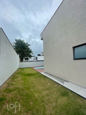 Image 8 - 848265