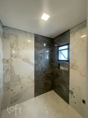 Image 19 - 848265