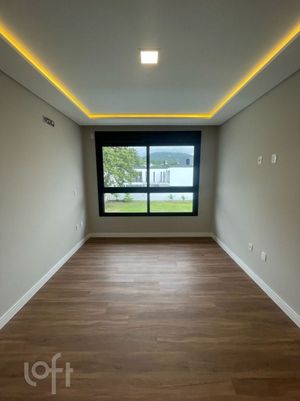 Image 21 - 848265