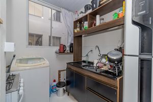 Image 5 - 848296