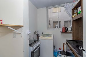 Image 6 - 848296