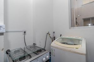 Image 8 - 848296