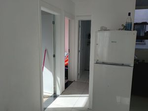 Image 4 - 848296
