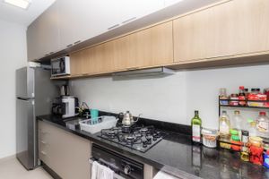 Image 17 - 848333