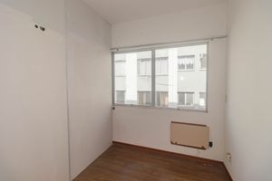 Image 32 - 848339