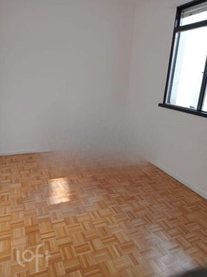 Image 19 - 848340