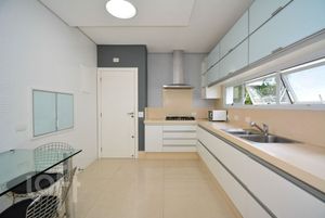 Image 15 - 848355