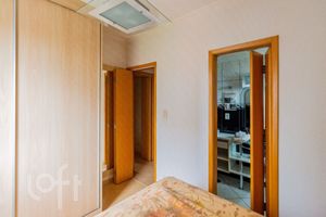 Image 6 - 848374