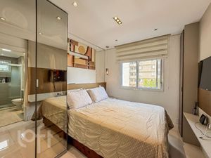 Image 19 - 848434