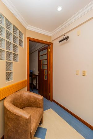 Image 7 - 848555