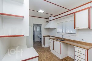 Image 27 - 848566