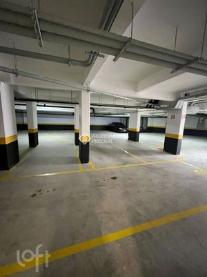 Image 11 - 848577