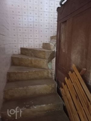 Image 9 - 848596