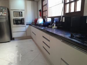 Image 9 - 848602