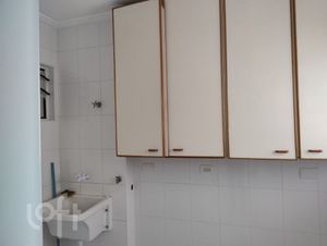 Image 4 - 848616