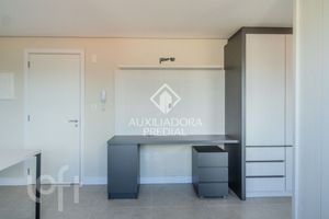 Image 7 - 848673