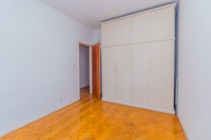 Image 16 - 848674