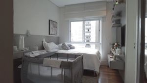 Image 3 - 848750