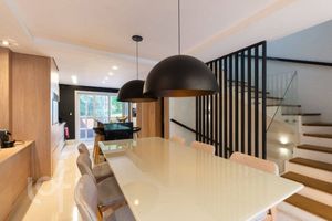 Image 4 - 848818